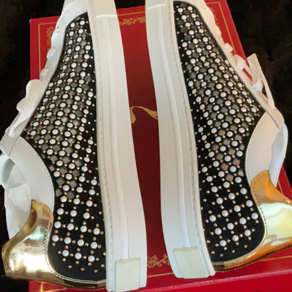 NEW RENE CAOVILLA eu40 9.5. 10 sneakers with pearl & jewel suede & leather